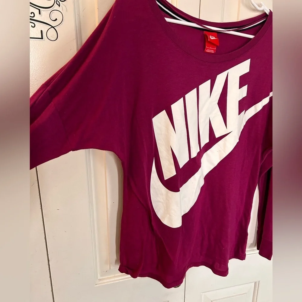 Nike Logo Swoosh Womens Long Sleeve Shirt Burgundy, Large